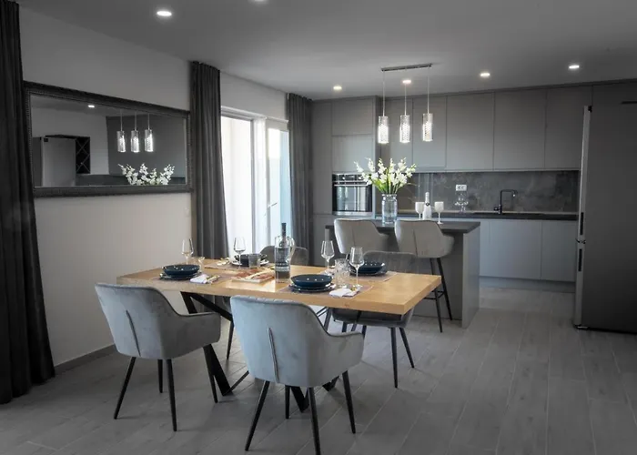 Crystal ماكارسكا