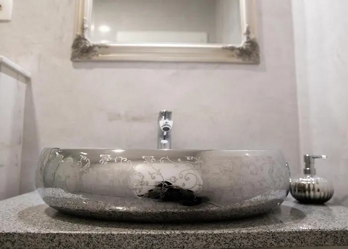 Crystal ماكارسكا