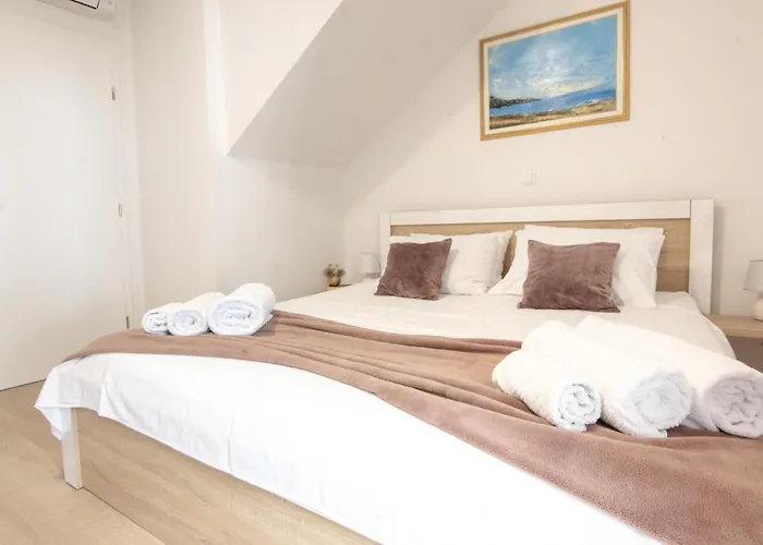 Crystal ماكارسكا