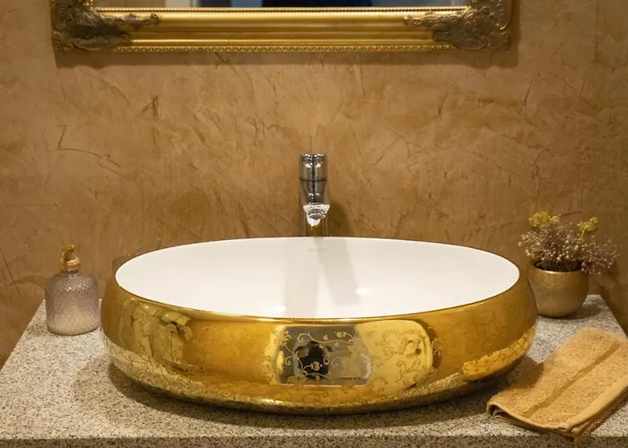 Crystal ماكارسكا