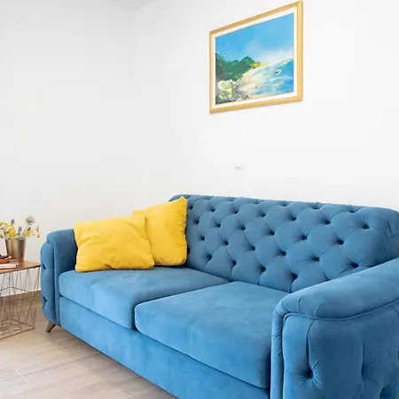 Crystal * 마카르스카